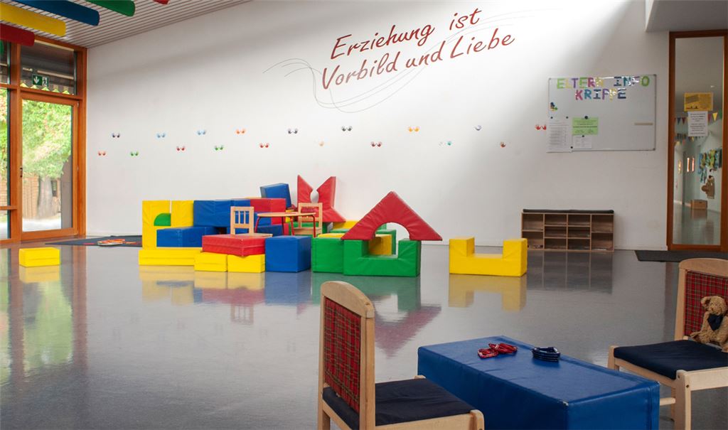 Es mangelt nicht an guten Konzepten, auch nicht immer an Kita-Plätzen, der Flaschenhals ist der Fachkräftemangel für die Betreuung der Kinder. Archivfoto: Fotomoment