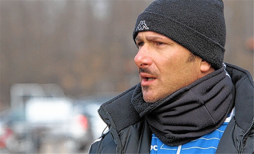 „Es war eine schöne Zeit, ich habe viel gelernt“, sagt Marcello Solombrino. Nach zwölf Jahren Trainertätigkeit beim SV Illingen will er erst mal eine längere Auszeit nehmen.