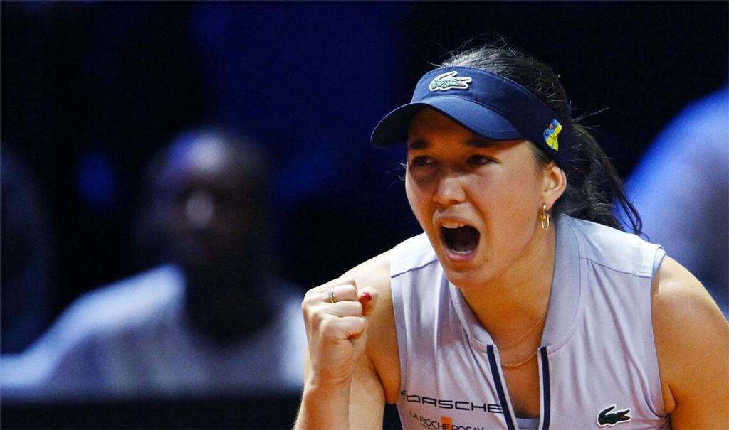Eva Lys steht im Achtelfinale des Porsche Tennis Grand Prix in Stuttgart.