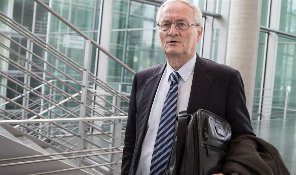 Ex-BND-Präsident August Hanning hat eine Dienstaufsichtsbeschwerde gegen die Hamburger Justiz eingereicht. (Archivbild)