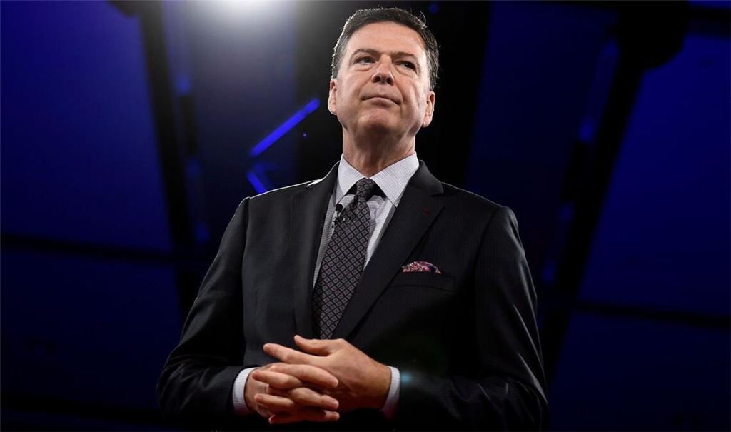 Ex-FBI-Chef Comey hat Ärger wegen eines Fotos mit Muscheln am Strand. (Archivbild)