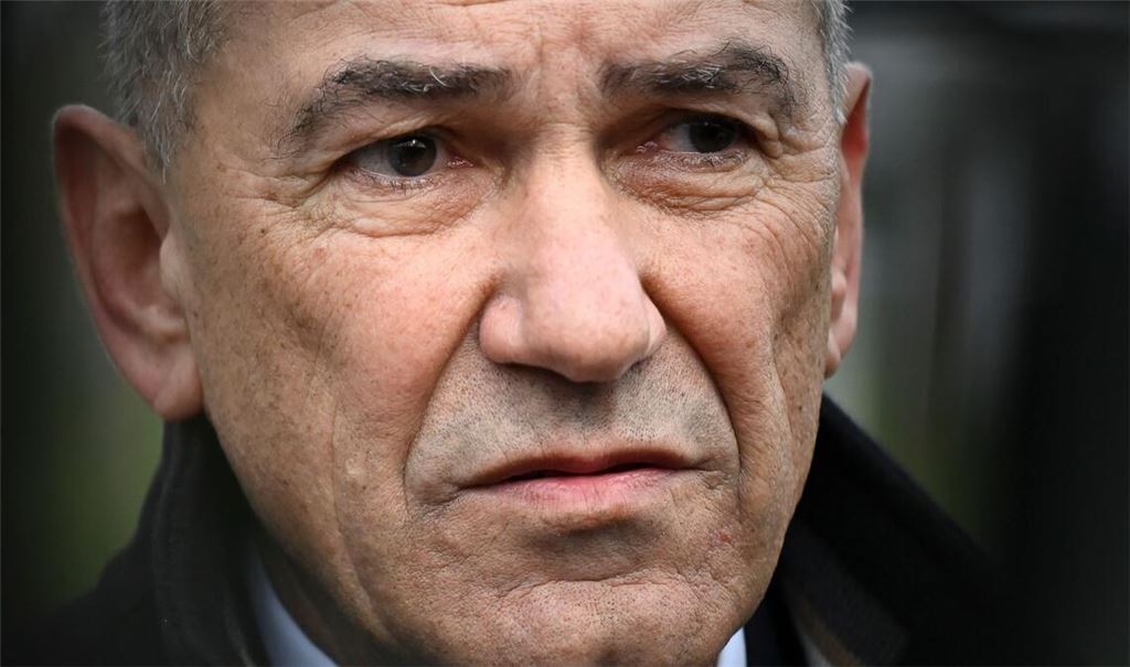 Ex-Premier Jansa führte lange in den Meinungsumfragen - nun verlor er die Wahl äußerst knapp.