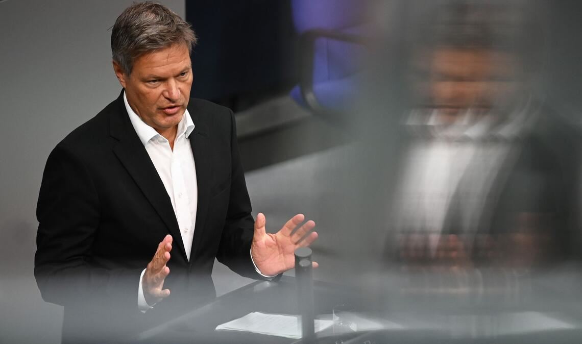 Ex-Vizekanzler Habeck will Abstand vom Politikbetrieb finden. (Archivbild)