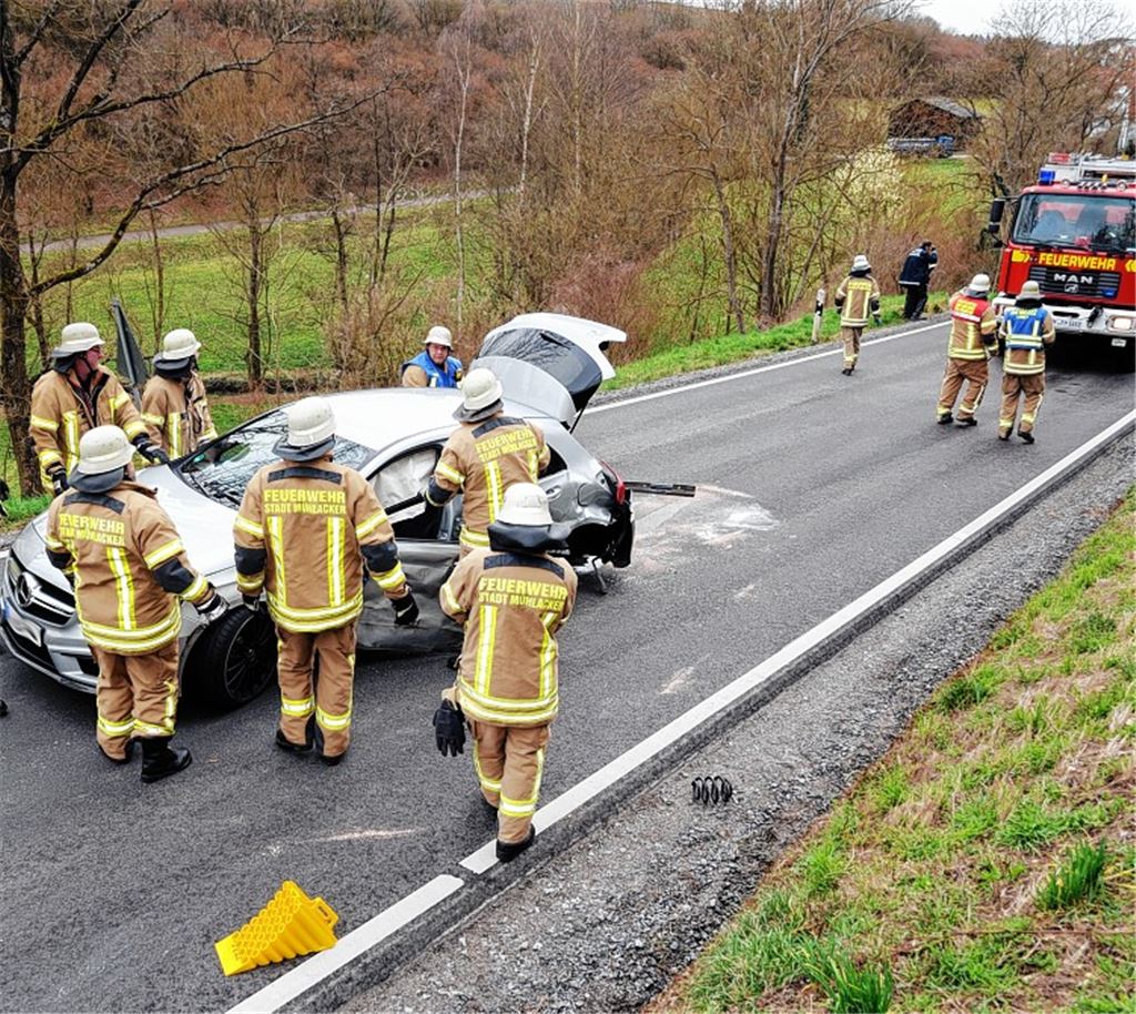 Fahranfänger verursacht Unfall