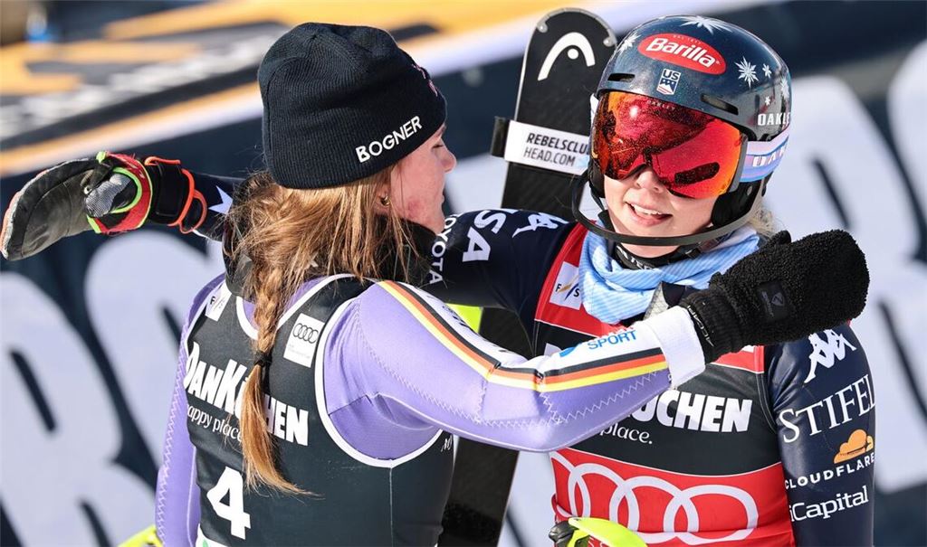 Faire Rivalinnen: Emma Aicher (l) und Mikaela Shiffrin.