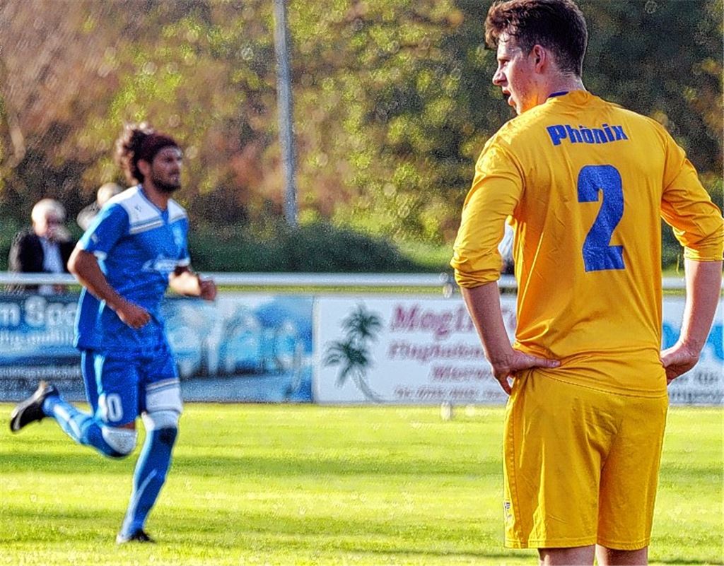 Fassungslosigkeit bei Marco Schleeh über den 0:1-Rückstand (30.)›. Doch Phönix bleibt auch in der restlichen Spielstunde letharigisch.