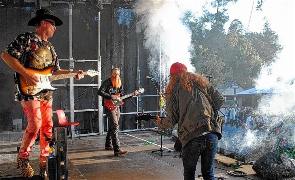 Karaoke-Show begeistert Publikum