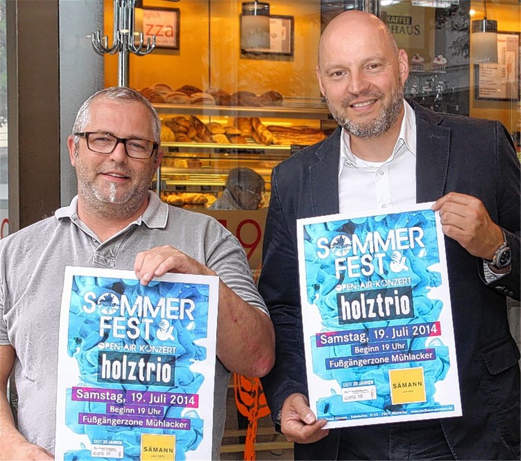 Feiern mit einer Konzertveranstaltung am 19. Juli zusammen Firmengeburtstage: Dürrmenzbäcker Hans-Dieter Slobodkin und Klaus Sämann, Chef des gleichnamigen Kaufhauses. Foto: Sadler.