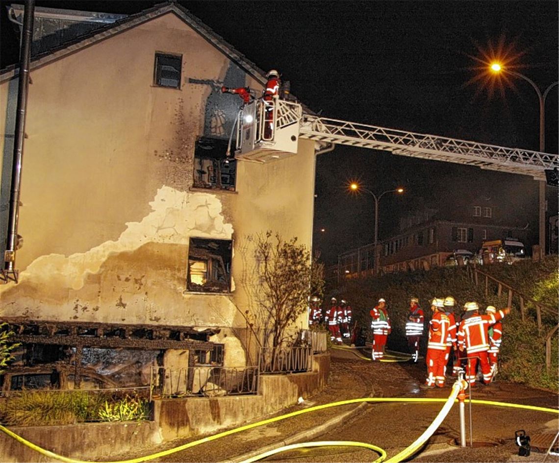 Brandstiftung könnte Ursache des Feuers sein Brandstiftung könnte Ursache des Feuers sein