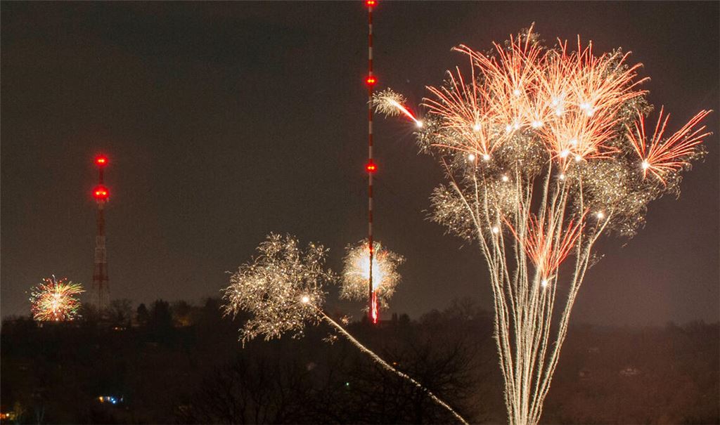 Feuerwerk mit Sender. Foto: Archiv