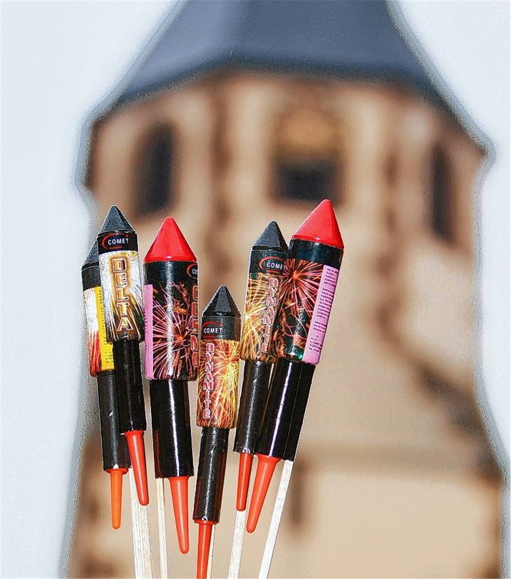 Feuerwerksraketen in der Nähe von Kirchen zu zünden, ist verboten. Foto: Goertz