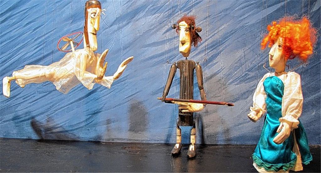 Fünf Jahrzehnte Marionettenbühne