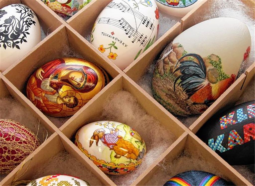 Filigran und fantasievoll: Künstler verzieren Eier mit den unterschiedlichsten Techniken und verwandeln sie in Objekte der Begierde.