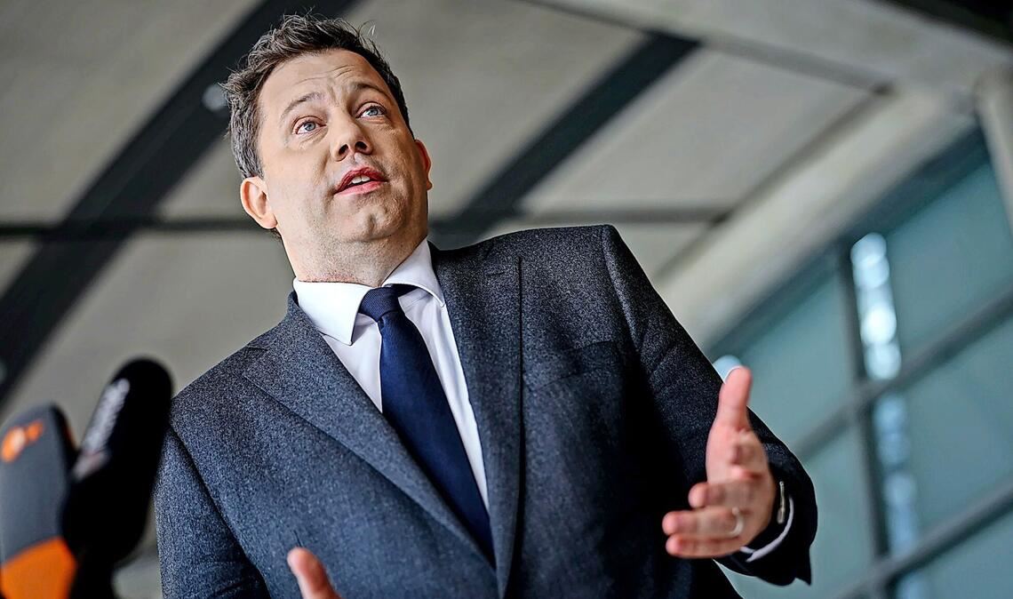 Finanzminister Klingbeil beharrt auf seinen Vorschlägen.