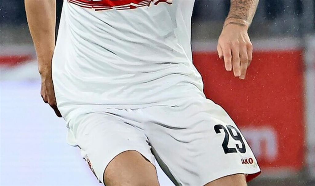 Finn Jeltsch lieferte in der Dreier-Abwehrkette des VfB