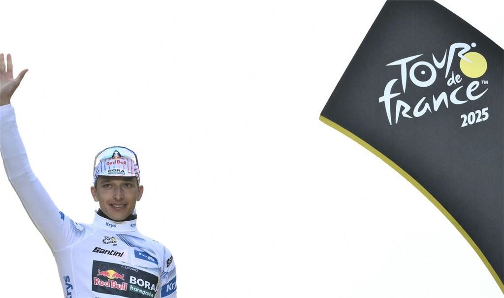 Florian Lipowitz hat mit dem dritten Platz bei der Tour de France den größten Erfolg seiner Karriere gefeiert.
