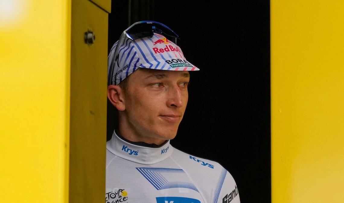 Rang drei: Lipowitz schreibt weiter an seinem Tour-"Märchen" Florian Lipowitz trägt bei der Tour de France nun das Weiße Trikot des besten Nachwuchsfahrers.