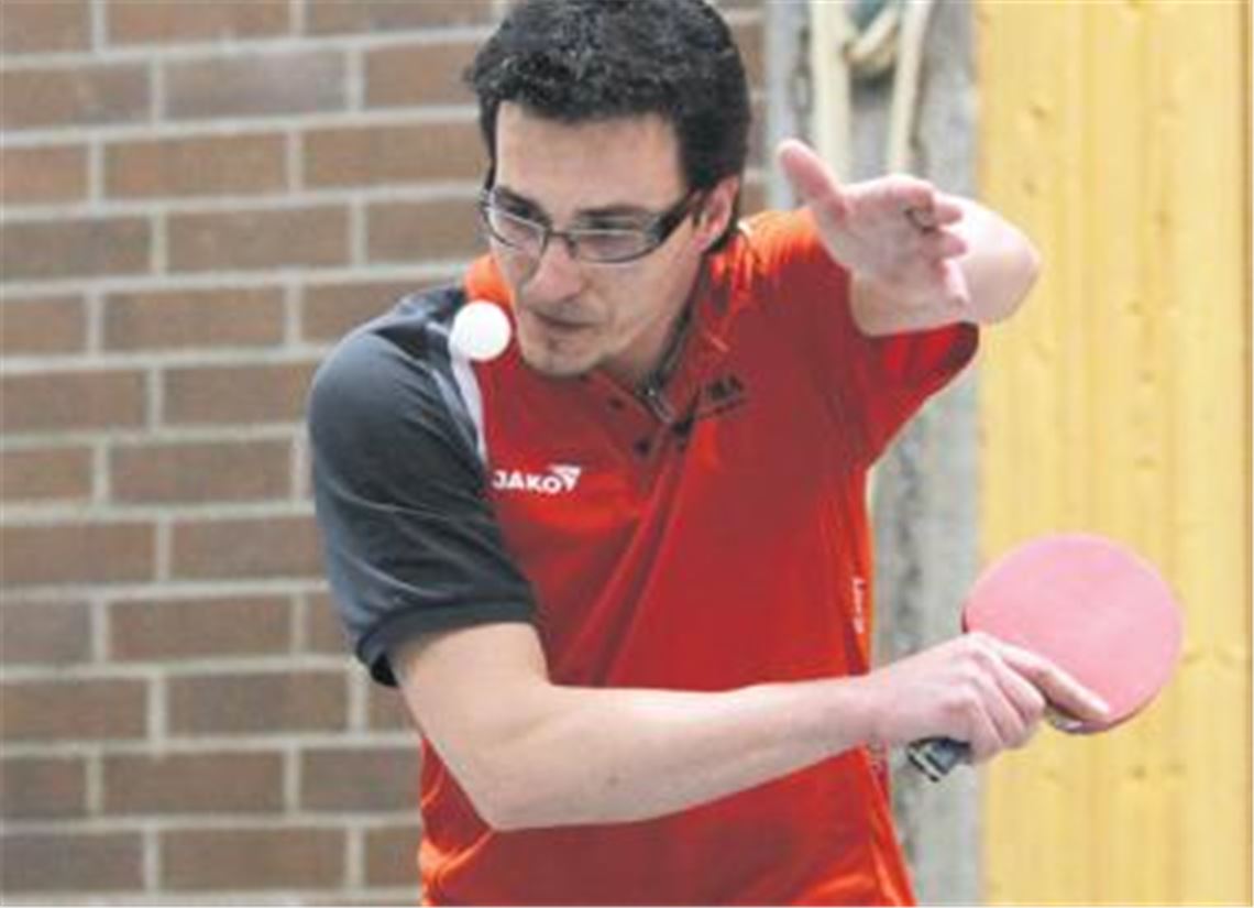 Fokussiert auf das Ziel Klassenerhalt: Andreas Rieger holt trotz einer schmezhaften Bänderdehnung drei Siege für Schützingen.
Foto: Eigner