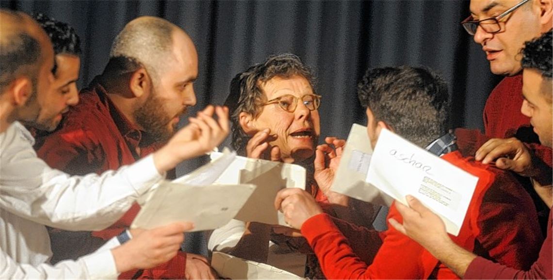 Flüchtlinge spielen ihre Geschichte