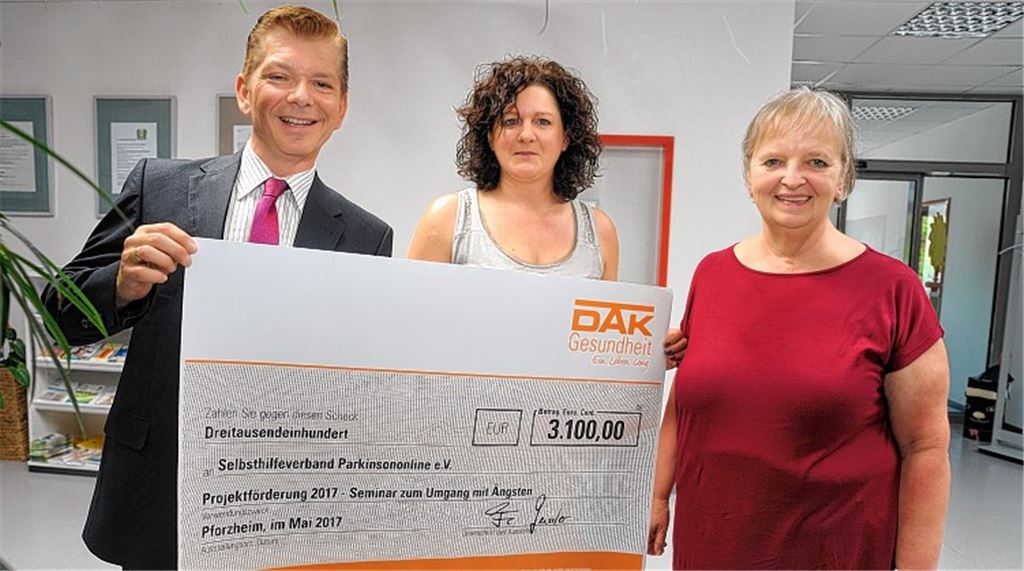 DAK spendet für Parkinson-Gruppe