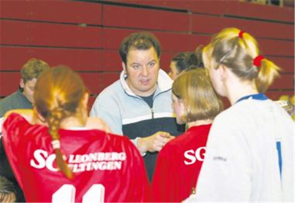 Frank Heer hat bereits einige Erfahrung als Trainer im Frauen-Handball. Unter anderem war er im Jahr 2005 für die SG Leonberg-Eltingen in der Verbandsliga verantwortlich. Foto: Breier