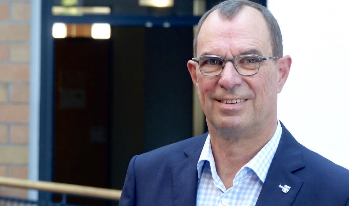 Frank Schneider, Oberbürgermeister, zu den Überlegungen für eine „Neue Mitte“ für Mühlacker: „Es geht um ein so großes und wichtiges Projekt, dass wir es nicht in zwei bis drei Wochen übers Knie brechen sollten.“ Foto: Archiv