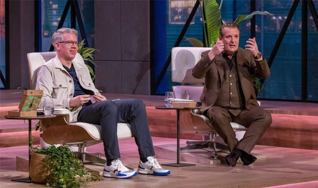 Frank Thelen (l.) ist nach fünf Jahren wieder in der Jury bei "Die Höhle der Löwen"; rechts Ralf Dümmel.