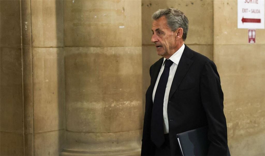Frankreichs Ex-Präsident Sarkozy droht eine lange Haftstrafe (Archivbild).