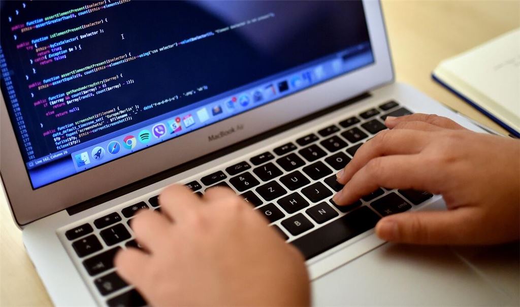 Frauen in Digitalberufen weiterhin stark unterrepräsentiert. (Symbolbild)