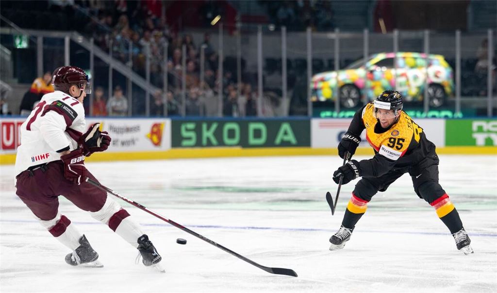 Frederik Tiffels und die deutsche Eishockey-Nationalmannschaft enttäuschten gegen Lettland.