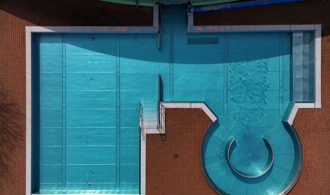 Freibad von oben - Investitionsprogramm für Thüringen