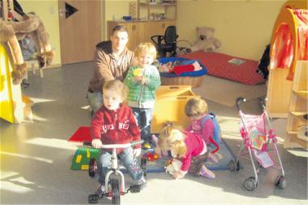 Freie Fahrt für die Erweiterung des Betreuungsangebots in Knittlingen: In der Goethestraße entsteht eine Kinderkrippe. Foto: p