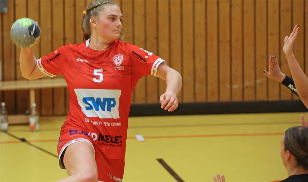 Freud und Leid: Noemi Hoefs macht acht Tore und verletzt sich dann. Foto: Fotomoment