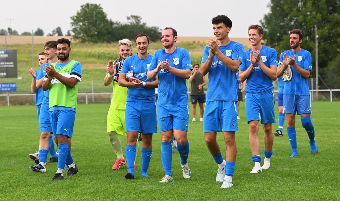Freude bei den Knittlingern über den nächsten Sieg im Pokal. Foto: Schüller