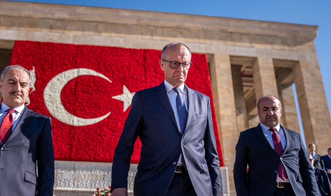 Friedrich Merz besucht die Türkei zum ersten Mal als Kanzler.