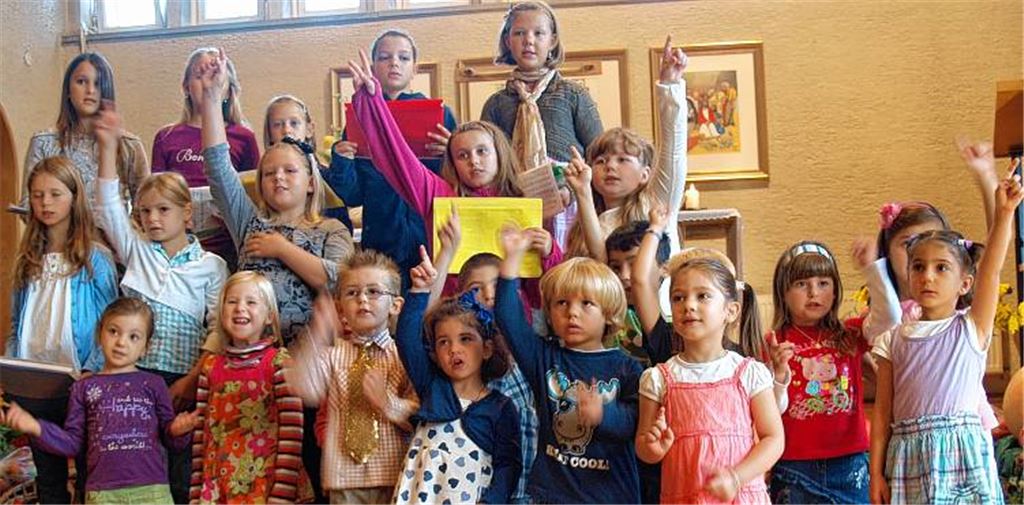 Fröhliche Kinder – hier bei einer Erntedank-Veranstaltung der Paul-Gerhardt-Gemeinde – sind ein hohes Gut. Deshalb bemüht sich auch die Stadt Mühlacker verstärkt um junge Familien.Archivfoto: Filitz
