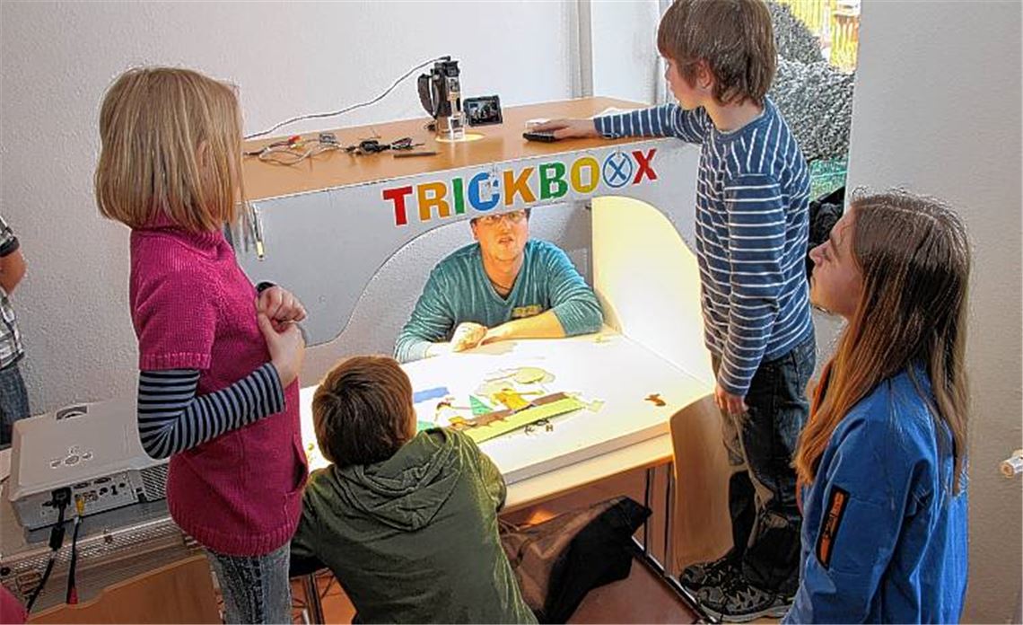 Früh übt sich: Kinder versuchen sich als Filmemacher. 