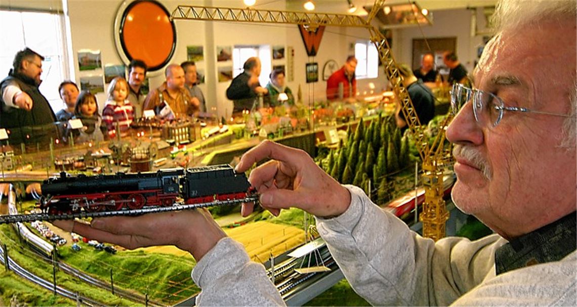 Ausstellung zeigt Schweizer Züge