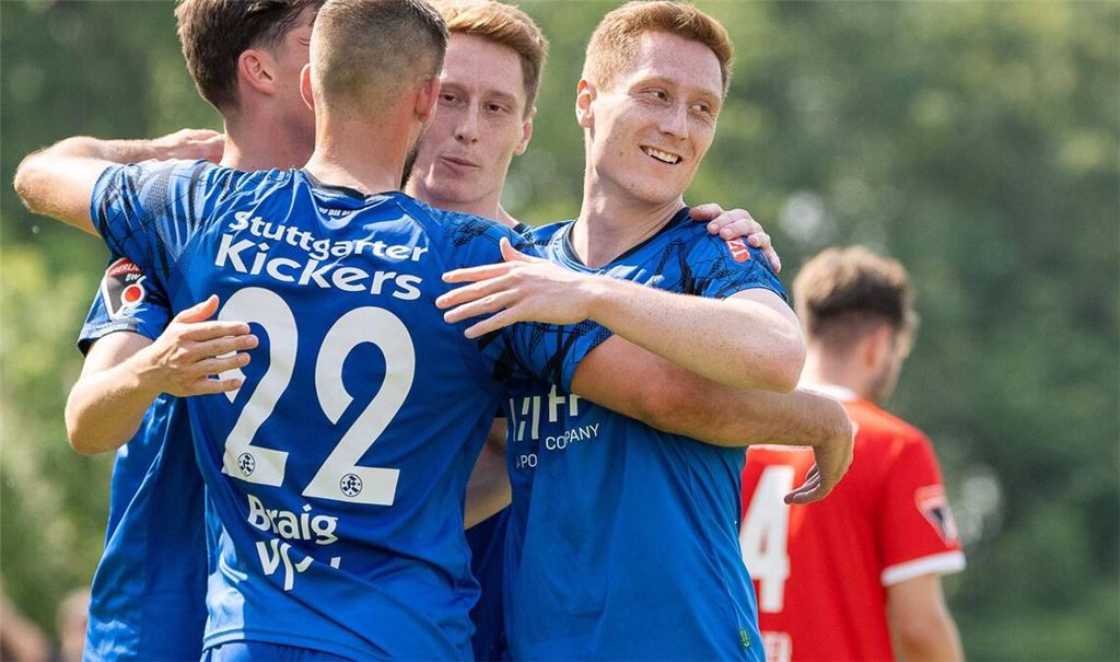Fünf Mal trafen die Kickers beim Freiburger FC.