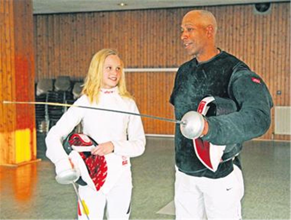 Fünf- bis sechsmal wöchentlich trainiert Karina Mantai im Illinger Clubheim mit dem Olympiasieger Wladimir Resnitschenko.
Foto: Eigner