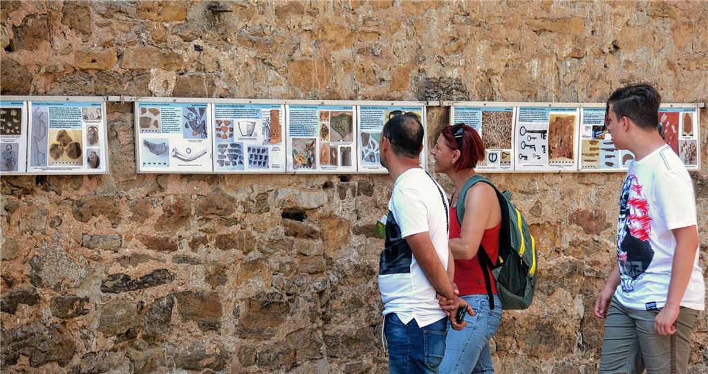 „Sendergeist“ grüßt im kühlen Keller