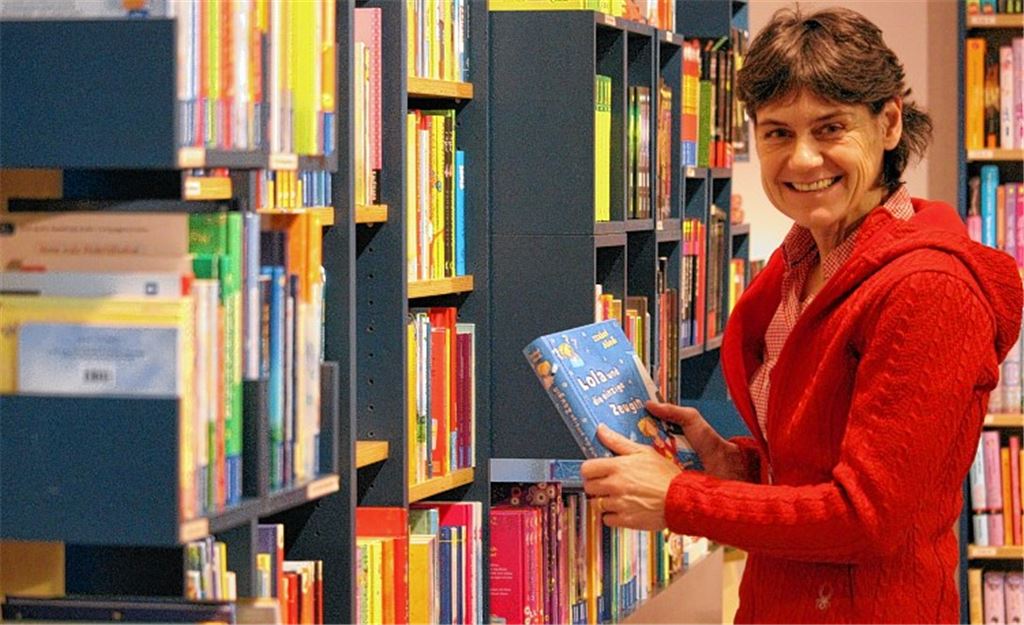 Für Buchhandlungen wie Buch-Elser in Mühlacker wirkt sich der deutschlandweite Vorlesetag positiv aus, weil das Thema Lesen öffentlichkeitswirksam in den Fokus gerückt wird. 