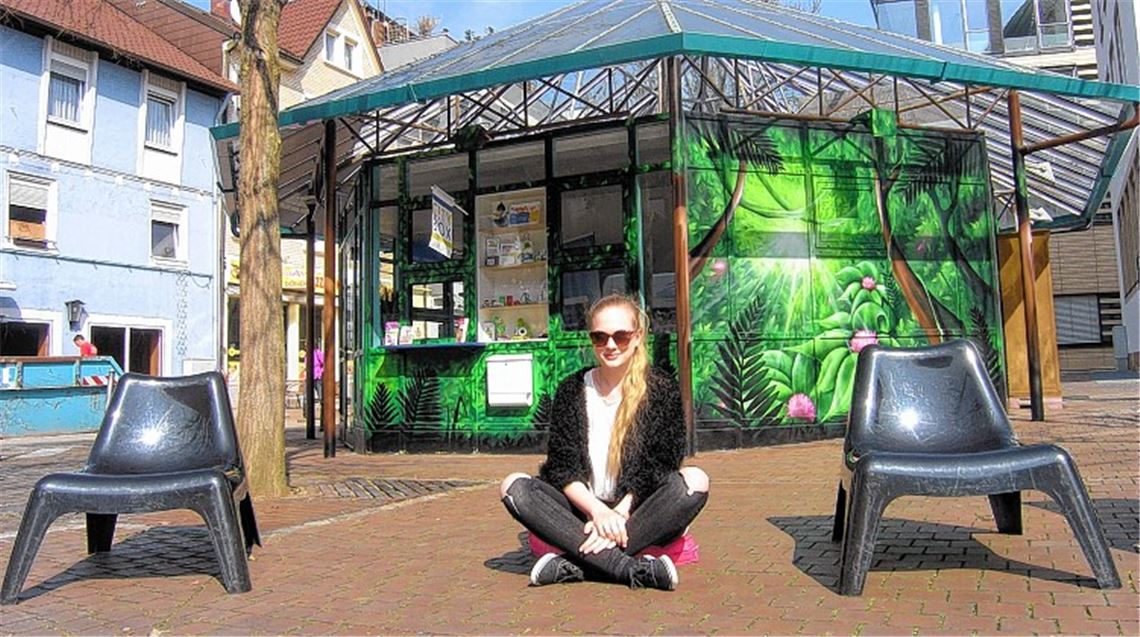 Für Caroline Engel hat Mühlacker mehr als ein sonniges Plätzchen vor der CityBox zu bieten. Unter anderem weiß sie das Straßenfest und den Mühlacker Frühling zu schätzen.