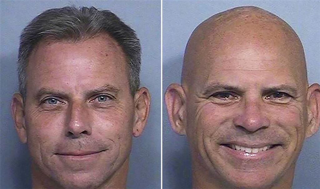 Für Erik Menendez (l.) und seinen Bruder Lyle Menendez gibt es erst einmal keine vorzeitige Haftentlassung. (Archivfoto)