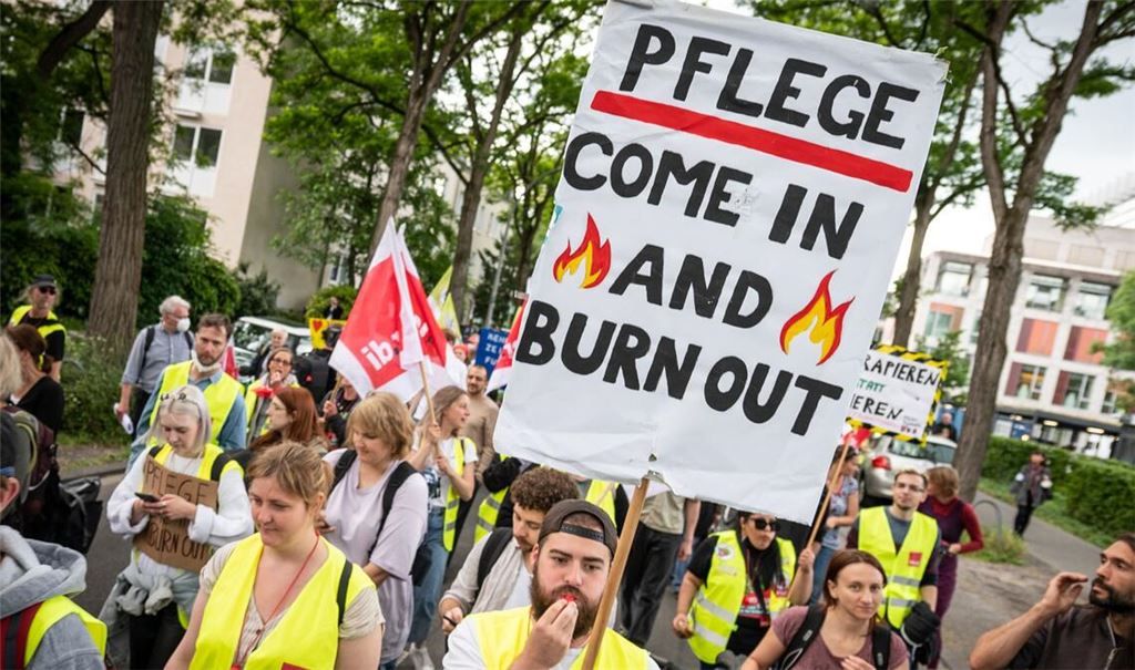 Für Montag und Dienstag sind Kundgebungen und Streikaktionen an allen vier Uniklinik-Standorten im Land geplant (hier ein Foto einer früheren Aktion).