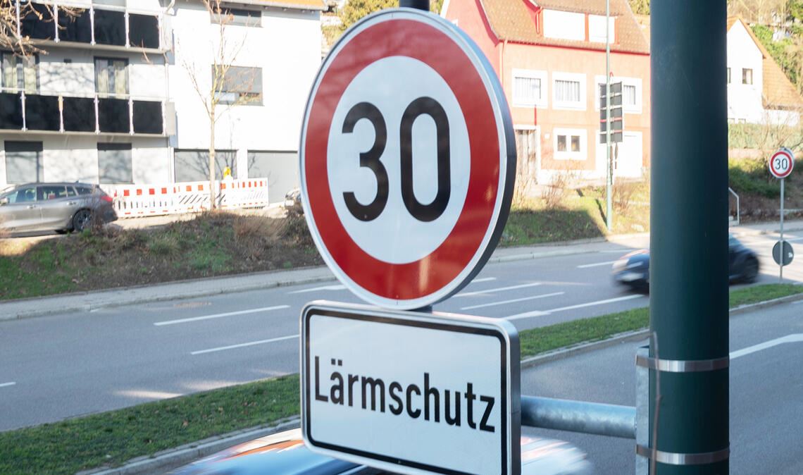 Tempo 30: In Pinache soll es schnell gehen Für Pinache werden voraussichtlich bald Tempo-30-Schilder bestellt. Symbolfoto: Archiv