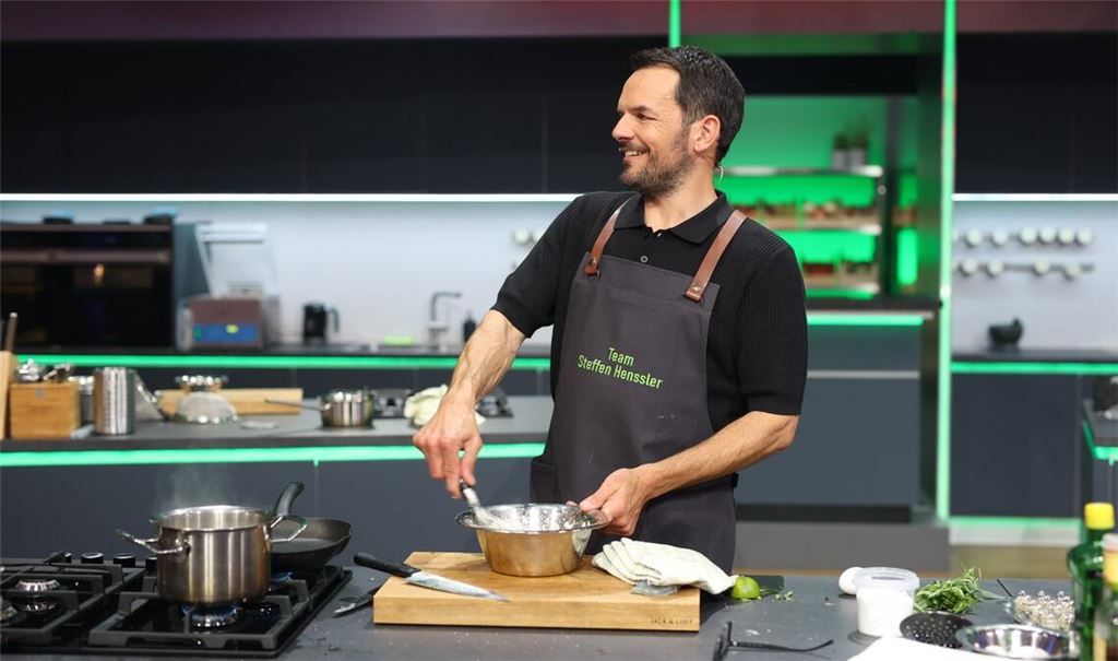 Für Steffen Henssler startet "The Taste" in Folge 2 so richtig.