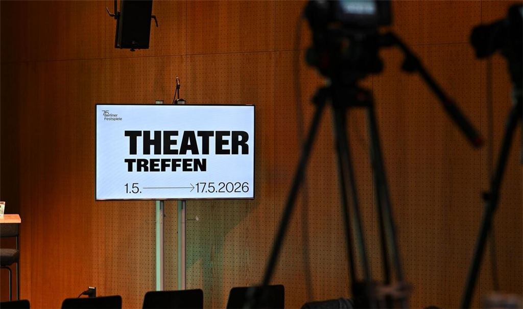 Für das Theatertreffen werden jährlich die "zehn bemerkenswertesten Inszenierungen" nach Berlin eingeladen. (Archivbild)