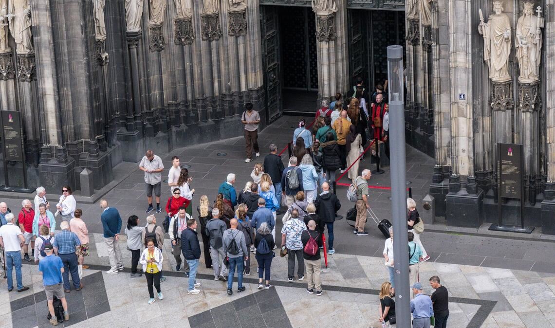 Für den Eintritt brauchen Dom-Besucher künftig Tickets.
