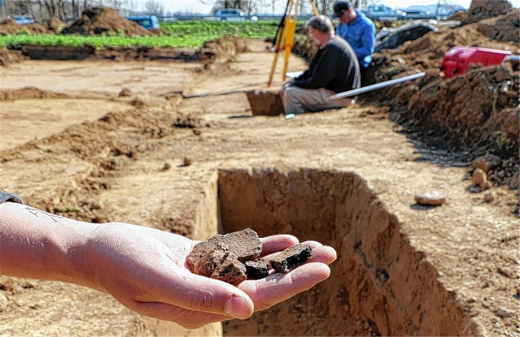 Gruben aus der frühen Eisenzeit entdeckt